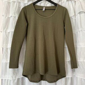 LuLaRoe Green Waffle Knit Scoop Neck Long Sleeve Shirt - Size XS